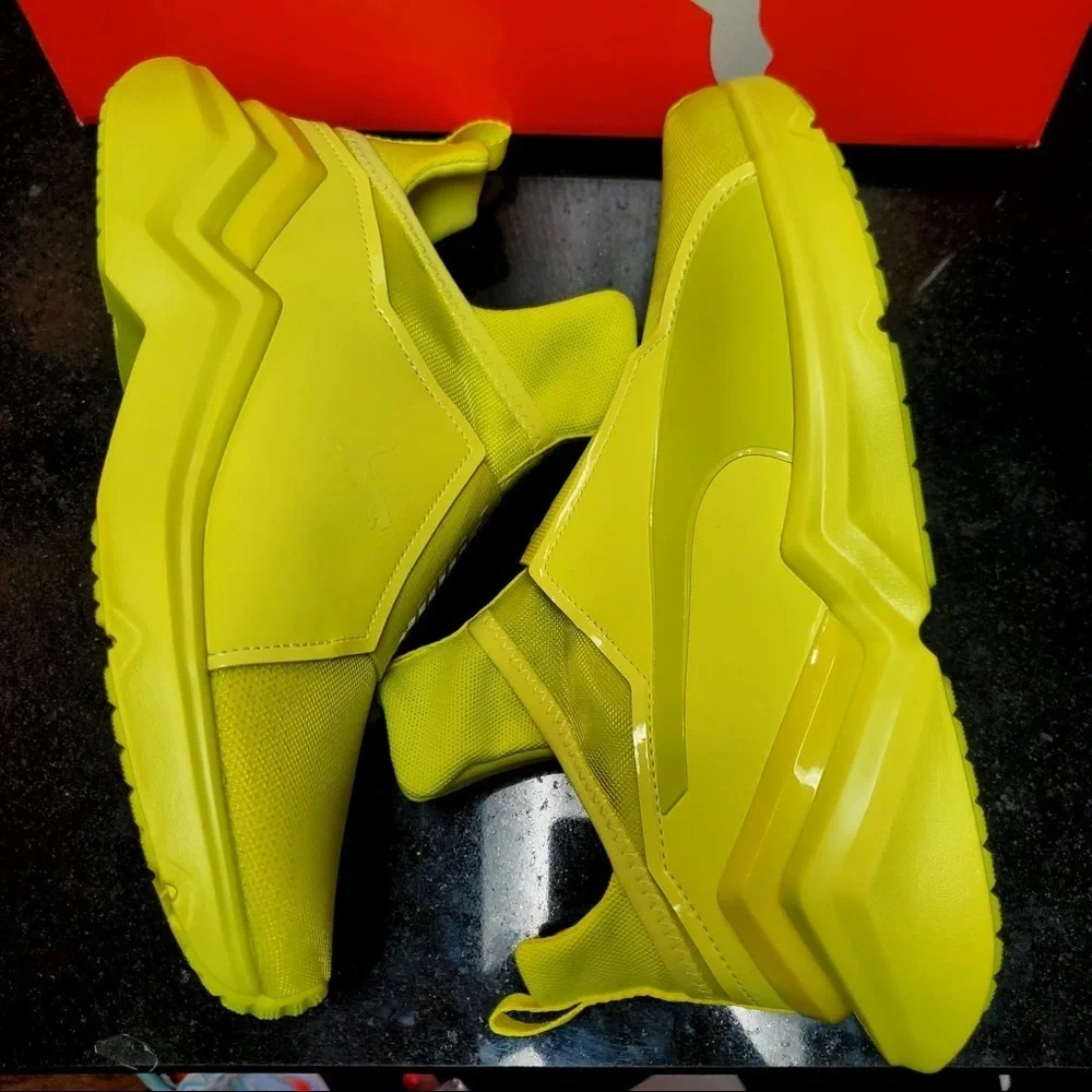 Sz various Rihanna pumas lime
